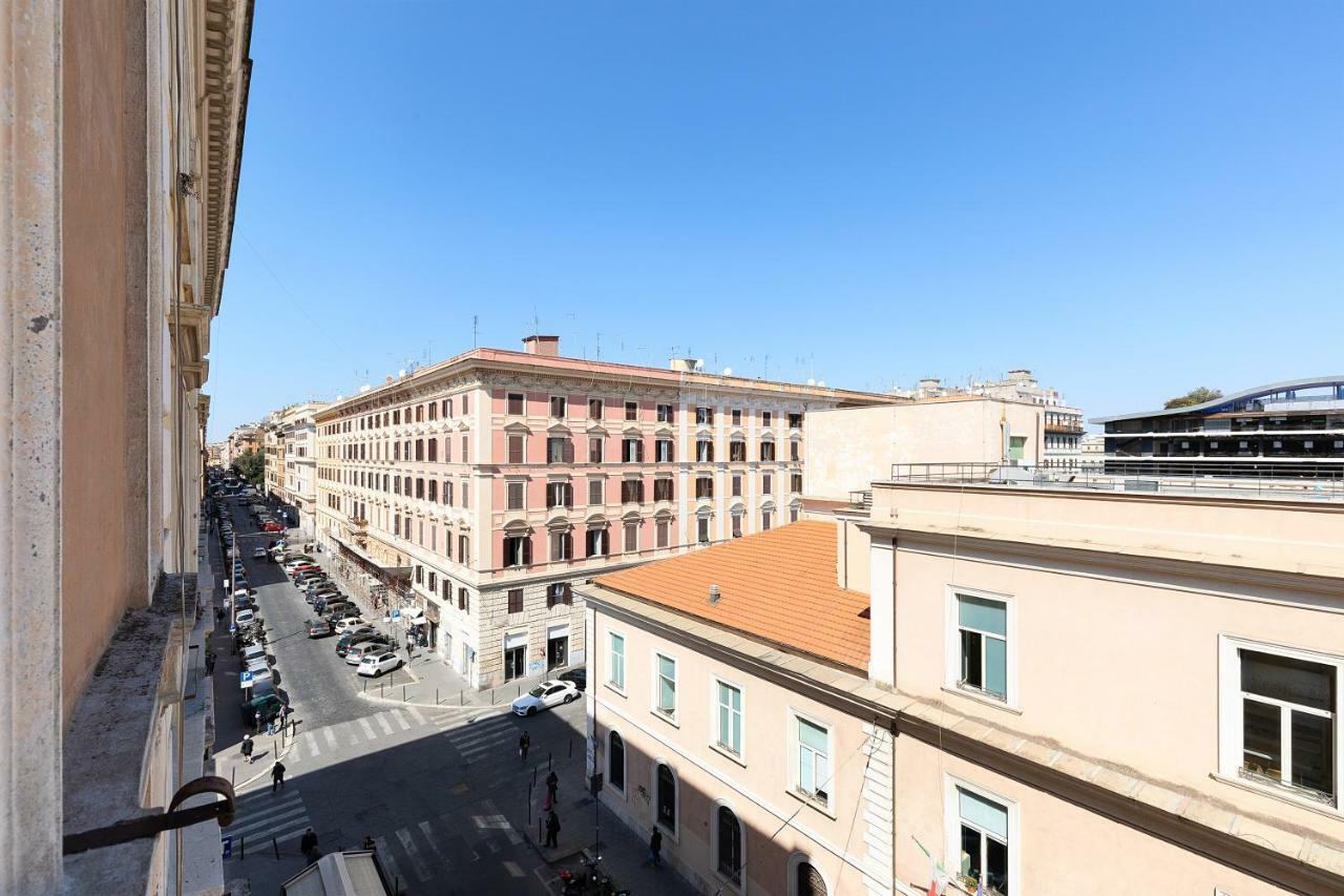 Rome As You Feel - Vittorio Colorful Design Apartment Екстер'єр фото
